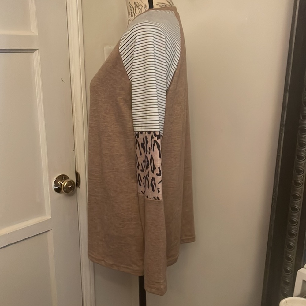 Faith long sleeve shirt - Picture 2 of 6